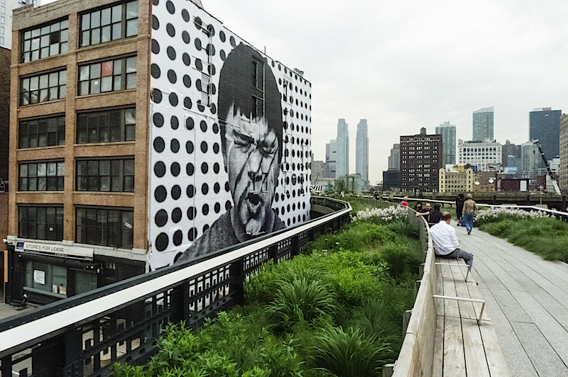 The High Line, Architecture, Store